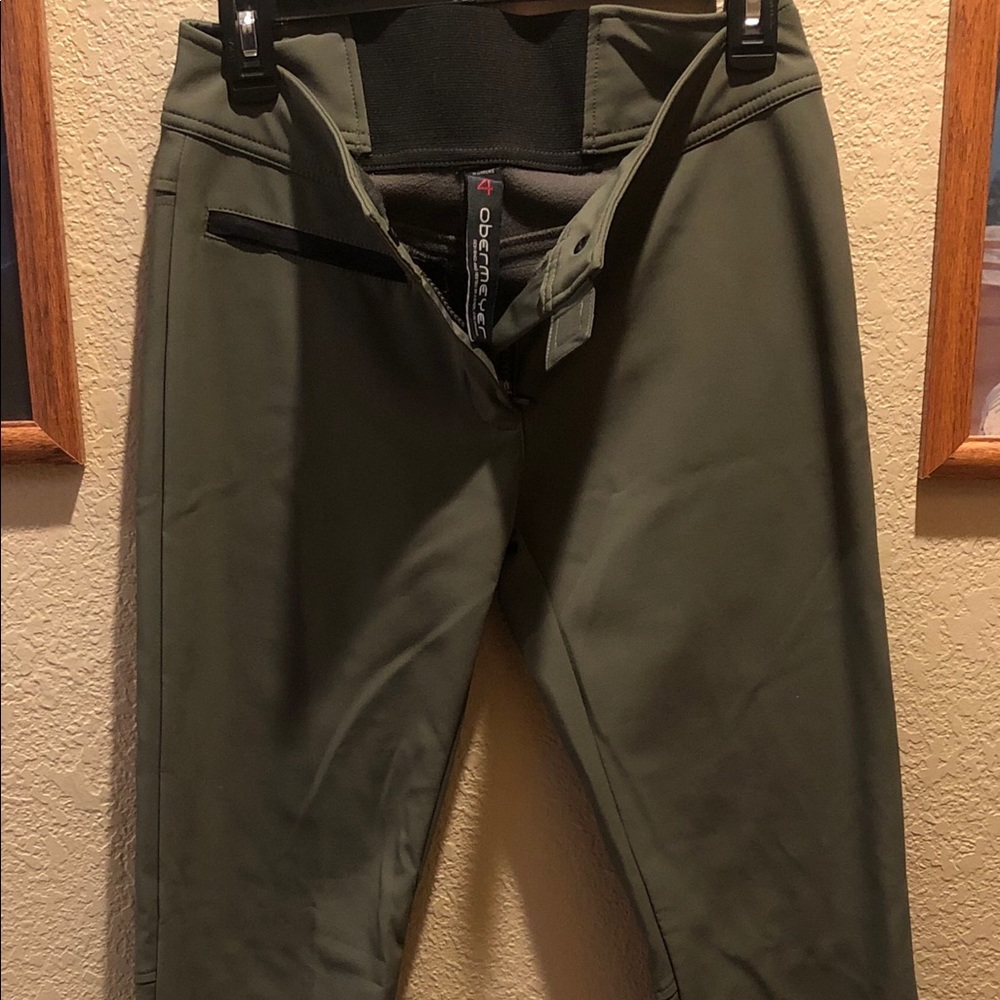 *NEW* Obermeyer Women’s Size 4 Olive Snowpants
